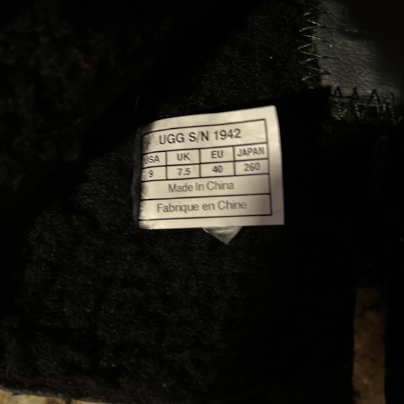 UGG Australia boots - Picture 6 of 7